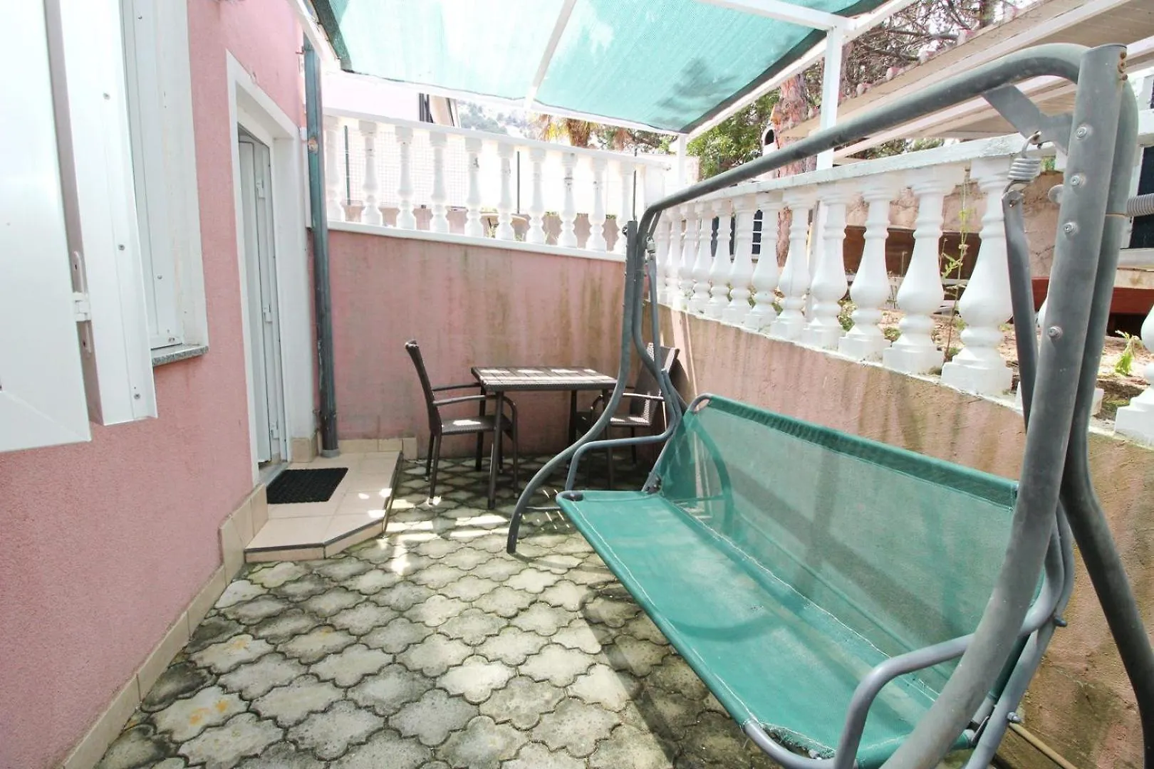 Apartments Lovincic Baska  Croatia