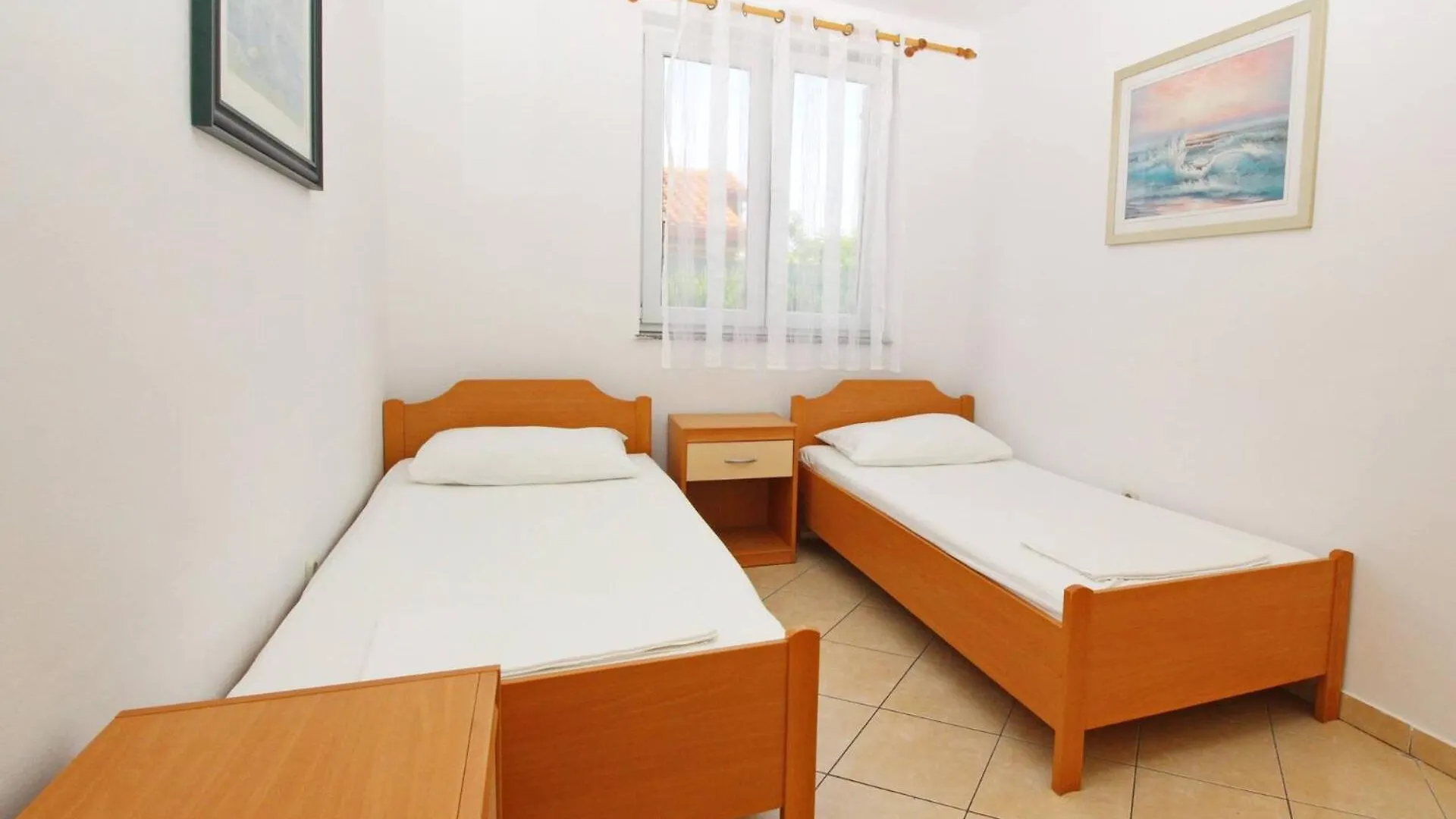 Apartments Lovincic Baska