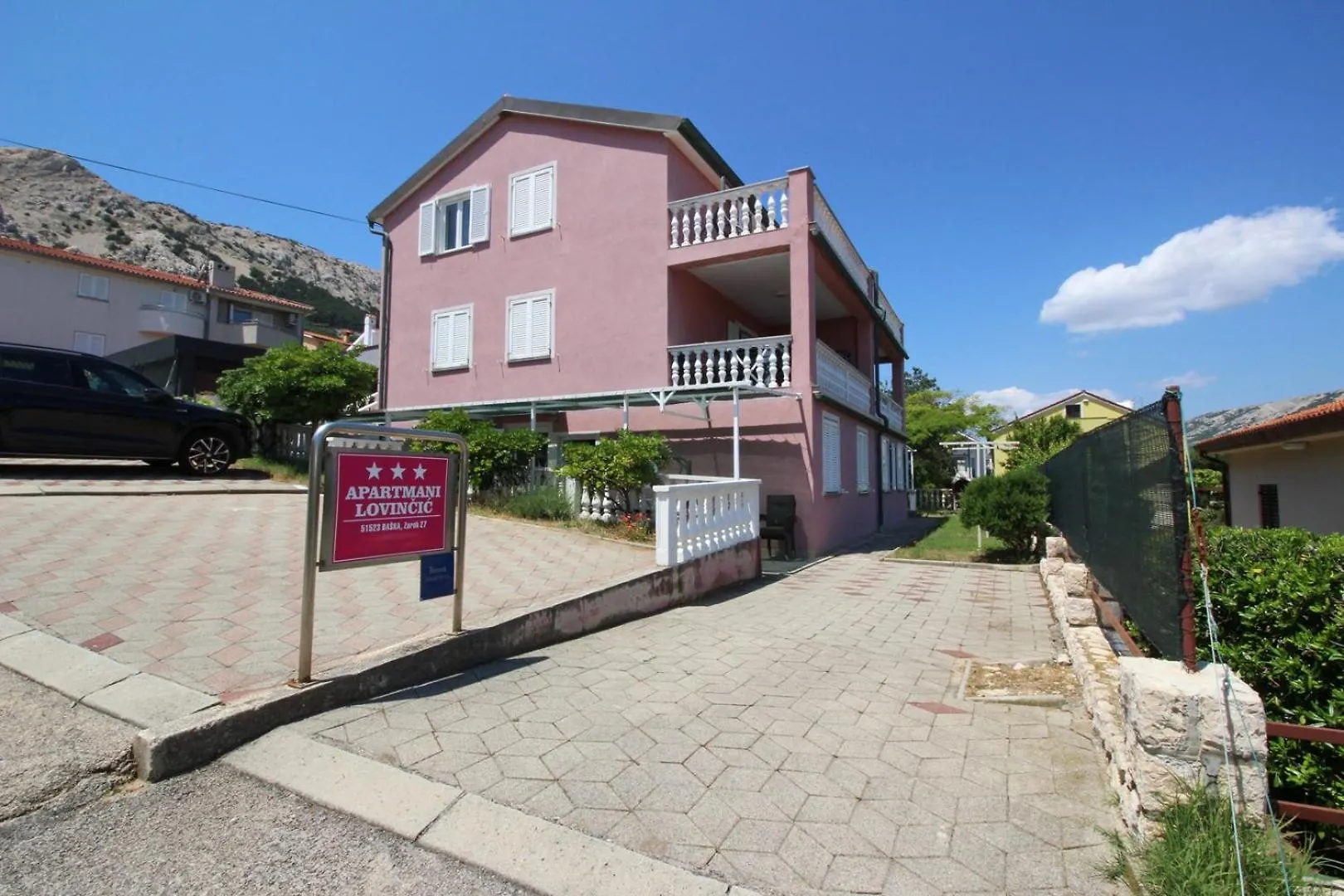 Apartments Lovincic Baska