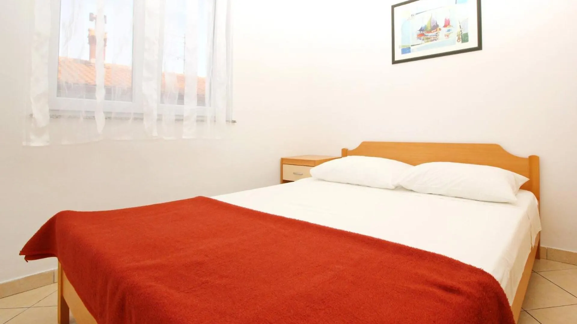 Guest house Apartments Lovincic Baska  Croatia